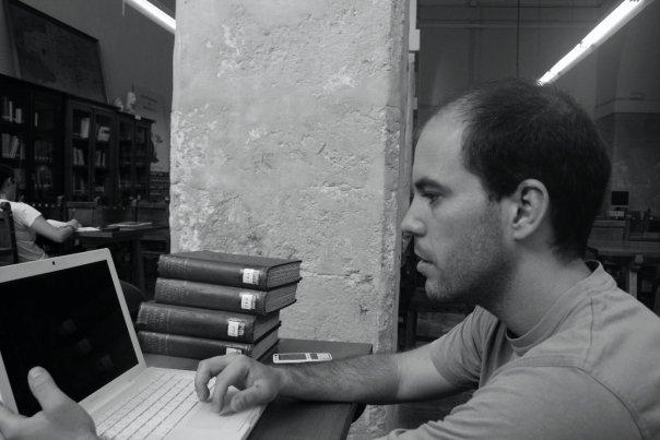 El autor Antonio García Baeza